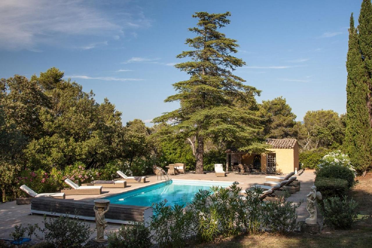 Domaine De La Tourelle Orgon Exterior foto